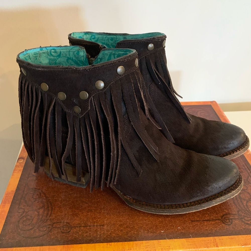 Corral fringed cowboy boots